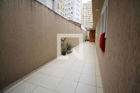 Casa à venda com 330m², 2 quartos e 8 vagasQuintal