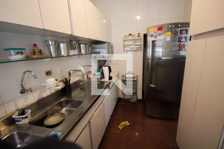 Casa à venda com 251m², 3 quartos e 4 vagasCozinha