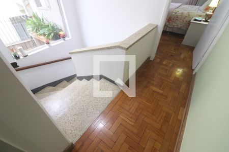 Casa à venda com 150m², 3 quartos e 1 vagaEscada