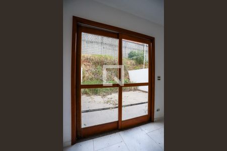 Sala - vista de apartamento para alugar com 2 quartos, 135m² em Jardim Nova Coimbra, Cotia