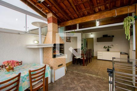 Apartamento à venda com 148m², 3 quartos e 2 vagas Apartamento à venda com 148m², 3 quartos e 2 vagasEspaço gourmet