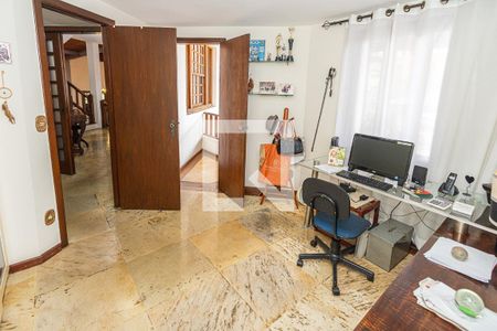 Casa à venda com 459m², 4 quartos e 4 vagasQuarto 5