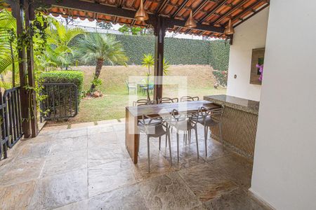 Casa à venda com 459m², 4 quartos e 4 vagasVaranda