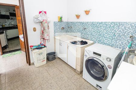 Casa à venda com 459m², 4 quartos e 4 vagasÁrea de serviço