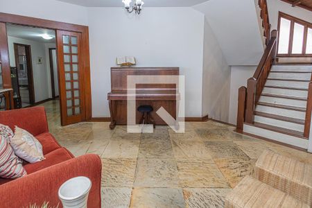 Casa à venda com 459m², 4 quartos e 4 vagasSala / 2º andar
