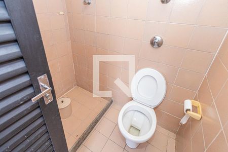 Casa à venda com 459m², 4 quartos e 4 vagasDCE completo