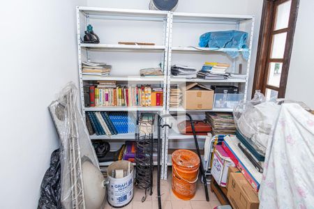 Casa à venda com 459m², 4 quartos e 4 vagasDCE completo