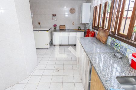 Casa à venda com 459m², 4 quartos e 4 vagasCozinha