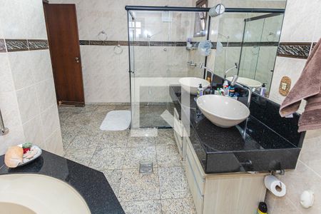 Casa à venda com 459m², 4 quartos e 4 vagasSuite