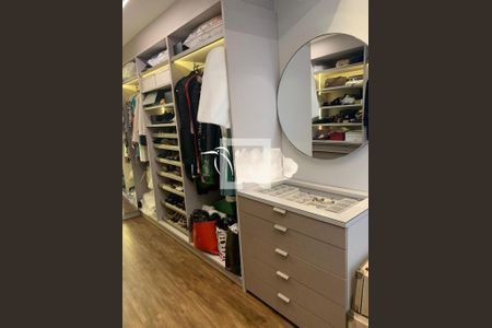 Apartamento à venda com 213m², 3 quartos e 3 vagas