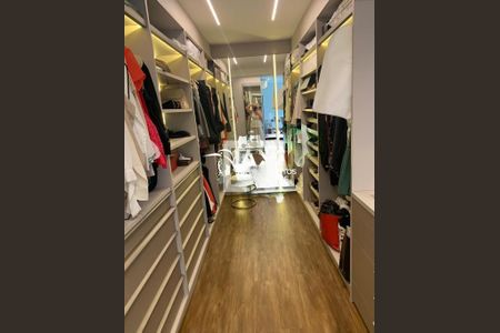 Apartamento à venda com 213m², 3 quartos e 3 vagas
