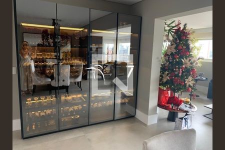 Apartamento à venda com 213m², 3 quartos e 3 vagas