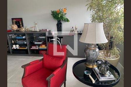 Apartamento à venda com 213m², 3 quartos e 3 vagas