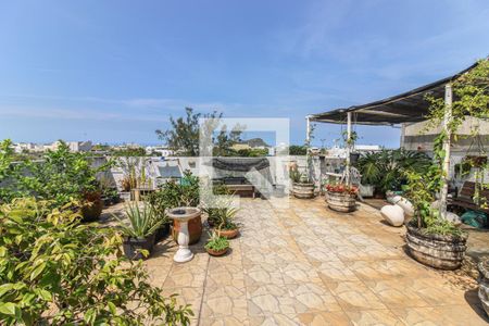 Apartamento à venda com 226m², 3 quartos e 2 vagas Apartamento à venda com 226m², 3 quartos e 2 vagasTerraço