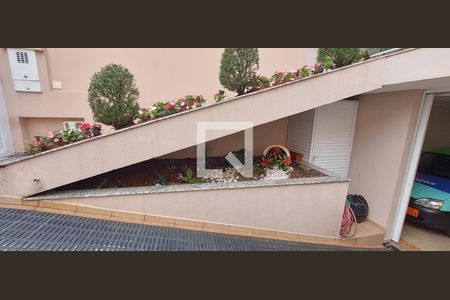 Casa à venda com 298m², 3 quartos e 6 vagas Casa à venda com 298m², 3 quartos e 6 vagasÁrea comum