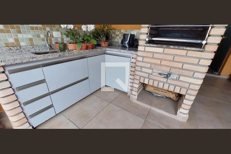 Casa à venda com 298m², 3 quartos e 6 vagas Casa à venda com 298m², 3 quartos e 6 vagasÁrea comum