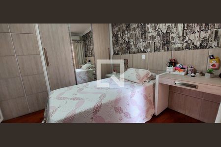 Casa à venda com 298m², 3 quartos e 6 vagas Casa à venda com 298m², 3 quartos e 6 vagasQuarto 3