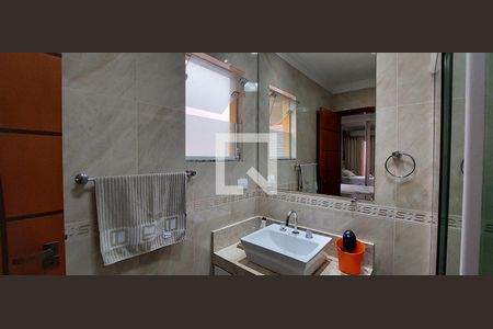 Casa à venda com 298m², 3 quartos e 6 vagas Casa à venda com 298m², 3 quartos e 6 vagasBanheiro