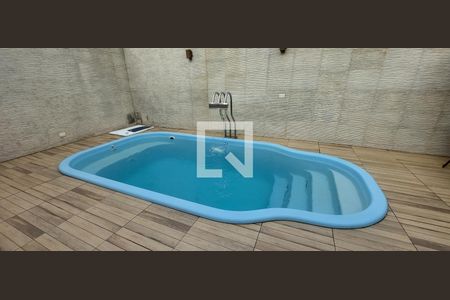 Casa à venda com 298m², 3 quartos e 6 vagas Casa à venda com 298m², 3 quartos e 6 vagasÁrea comum