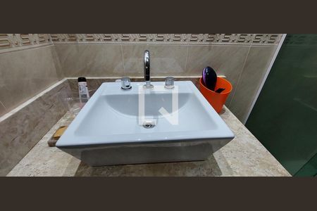 Casa à venda com 298m², 3 quartos e 6 vagas Casa à venda com 298m², 3 quartos e 6 vagasBanheiro