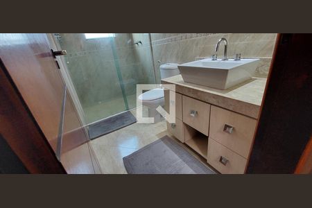 Casa à venda com 298m², 3 quartos e 6 vagas Casa à venda com 298m², 3 quartos e 6 vagasQuarto 2