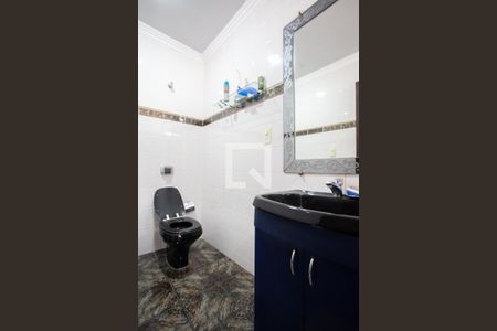 Casa à venda com 300m², 6 quartos e 4 vagasBanheiro Suíte 1 - 1º andar