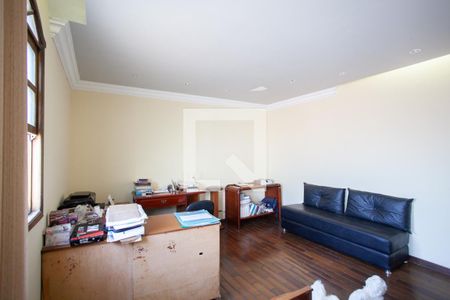 Casa à venda com 300m², 6 quartos e 4 vagasQuarto 3 - 2º andar