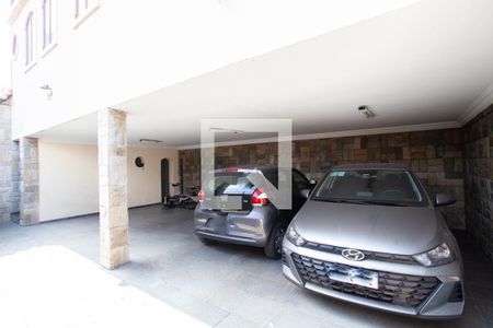 Casa à venda com 300m², 6 quartos e 4 vagasGaragem