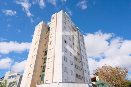 Apartamento à venda com 115m², 3 quartos e 2 vagas Apartamento à venda com 115m², 3 quartos e 2 vagasVista do prédio