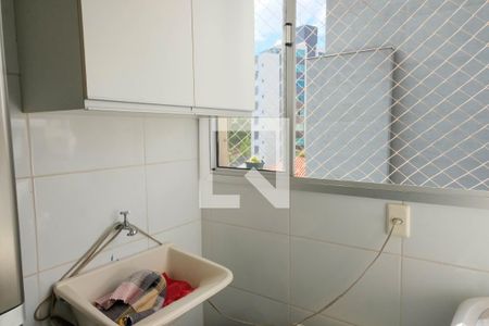 Apartamento à venda com 115m², 3 quartos e 2 vagas Apartamento à venda com 115m², 3 quartos e 2 vagasÁrea de Serviço