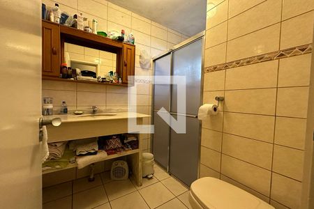 Casa à venda com 300m², 5 quartos e 2 vagasBanheiro 3