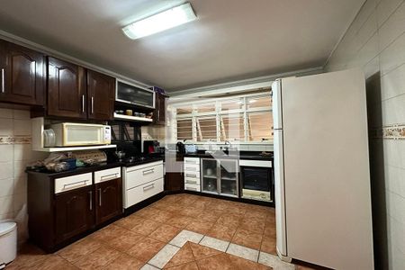 Casa à venda com 300m², 5 quartos e 2 vagasCozinha