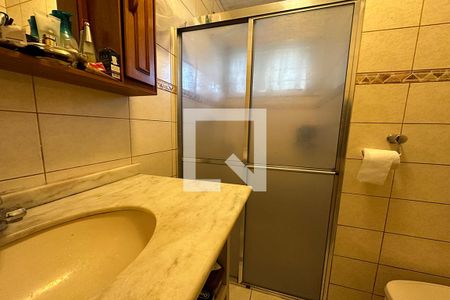 Casa à venda com 300m², 5 quartos e 2 vagasBanheiro 3