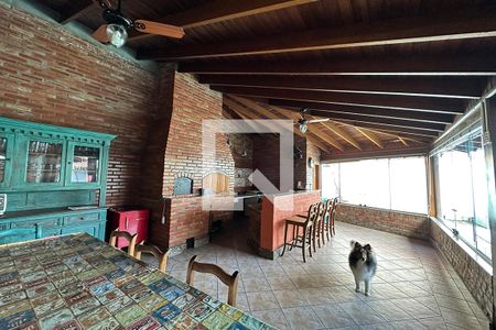 Casa à venda com 300m², 5 quartos e 2 vagasQuiosque