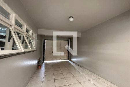 Casa à venda com 300m², 5 quartos e 2 vagasGaragem