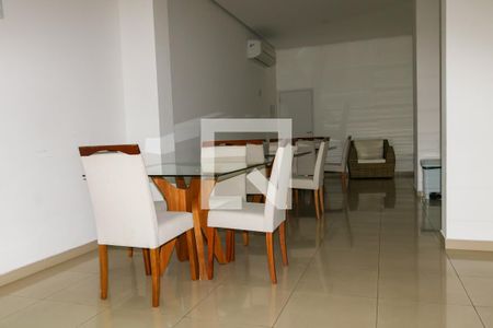 Apartamento à venda com 75m², 3 quartos e 2 vagas Apartamento à venda com 75m², 3 quartos e 2 vagasEspaço Gourmet