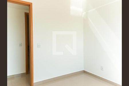 Apartamento à venda com 75m², 3 quartos e 2 vagas Apartamento à venda com 75m², 3 quartos e 2 vagasQuarto 2
