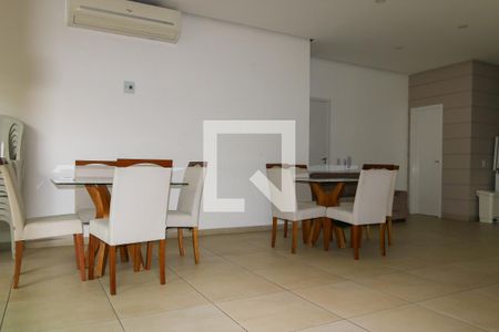 Apartamento à venda com 75m², 3 quartos e 2 vagas Apartamento à venda com 75m², 3 quartos e 2 vagasÁrea comum - Salão de festas