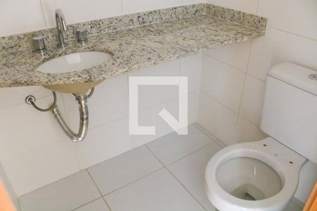 Apartamento à venda com 75m², 3 quartos e 2 vagas Apartamento à venda com 75m², 3 quartos e 2 vagasBanheiro 2