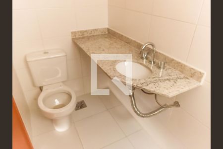 Apartamento à venda com 75m², 3 quartos e 2 vagas Apartamento à venda com 75m², 3 quartos e 2 vagasBanheiro da Suíte