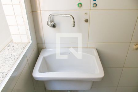 Apartamento à venda com 81m², 3 quartos e 1 vaga Apartamento à venda com 81m², 3 quartos e 1 vagaÁrea de Serviço