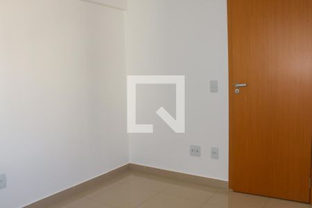 Apartamento à venda com 81m², 3 quartos e 1 vaga Apartamento à venda com 81m², 3 quartos e 1 vagaQuarto 2