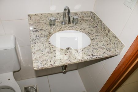 Apartamento à venda com 81m², 3 quartos e 1 vaga Apartamento à venda com 81m², 3 quartos e 1 vagaBanheiro 1