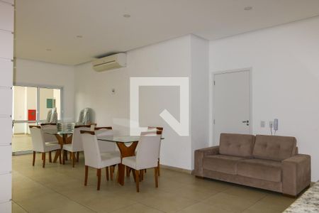 Apartamento à venda com 81m², 3 quartos e 1 vaga Apartamento à venda com 81m², 3 quartos e 1 vagaÁrea comum - Salão de festas