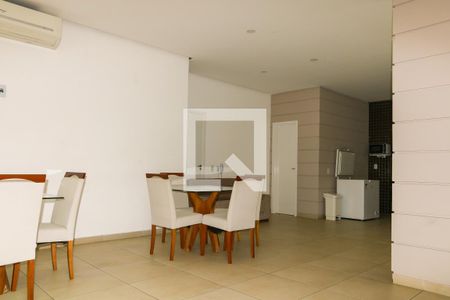 Apartamento à venda com 81m², 3 quartos e 1 vaga Apartamento à venda com 81m², 3 quartos e 1 vagaÁrea comum - Salão de festas
