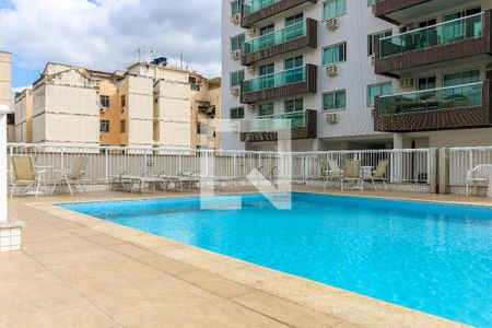 Apartamento à venda com 94m², 3 quartos e 2 vagas Apartamento à venda com 94m², 3 quartos e 2 vagasÁrea comum - Piscina