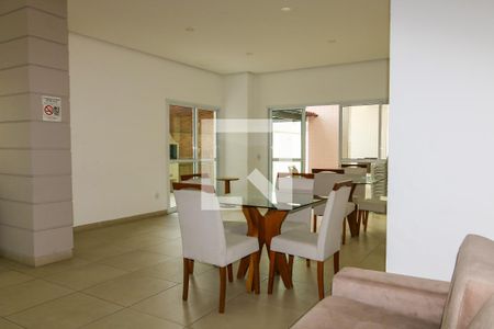 Apartamento à venda com 94m², 3 quartos e 2 vagas Apartamento à venda com 94m², 3 quartos e 2 vagasÁrea comum - Salão de festas