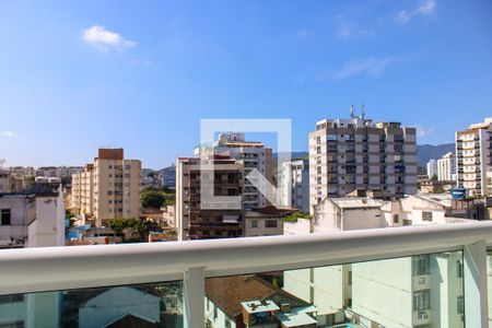 Apartamento à venda com 94m², 3 quartos e 2 vagas Apartamento à venda com 94m², 3 quartos e 2 vagasVista Quarto 2