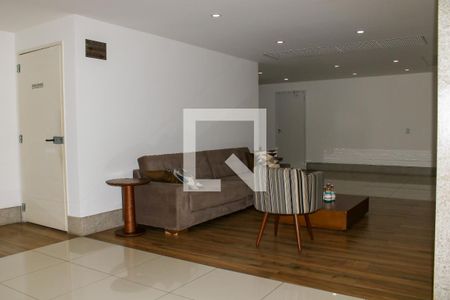 Apartamento à venda com 94m², 3 quartos e 2 vagas Apartamento à venda com 94m², 3 quartos e 2 vagasPortaria 2