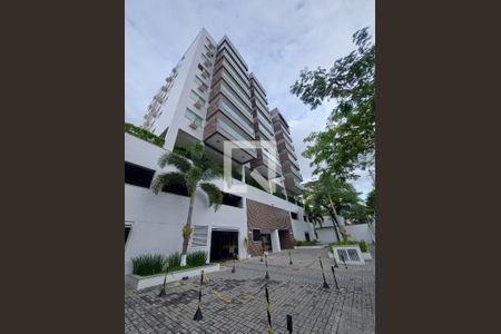 Apartamento à venda com 82m², 3 quartos e 2 vagas Apartamento à venda com 82m², 3 quartos e 2 vagasFachada do Prédio